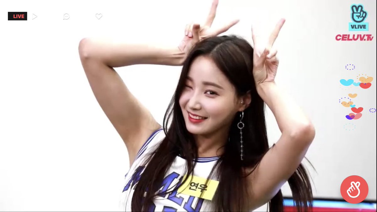 Yeonwoo_0_8_0_1's tweet photo. 最高かよ！
可愛すぎるわ！！

 #ヨヌ
 #MOMOLAND https://t.co/5ikB4M4jl5