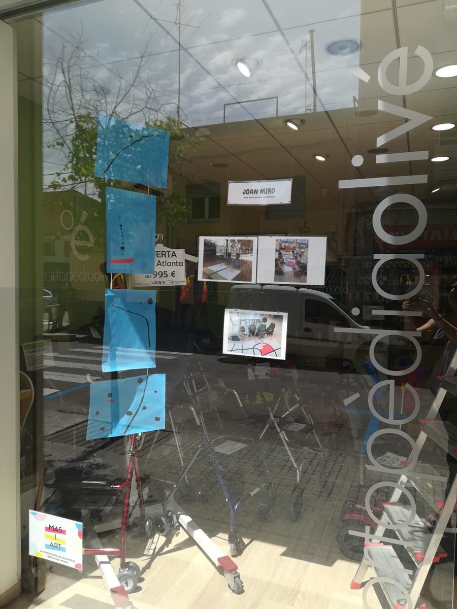 Ja heu visitat l’exposició MASIART? Aquí us ensenyem més aparadors de botigues del barri que hi participen! Han quedat preciosos! #fembarri #festadelbarri #art <a href="/avv_espirall/">AVV Espirall</a> <a href="/cespirall/">Comerç Espirall</a> <a href="/VilafrancaAj/">Ajuntament de Vilafranca del Penedès</a>