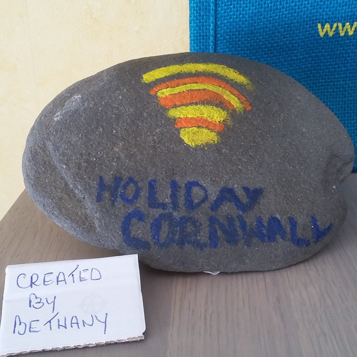 HolidayCornwal1's tweet photo. Look at our amazing pebble, painted by the lovely Bethany! All materials here at HC HQ, for our guests to use. #HolidaySouvenir #LoveCornwall #PebblePainting https://t.co/aljqMAGG1A