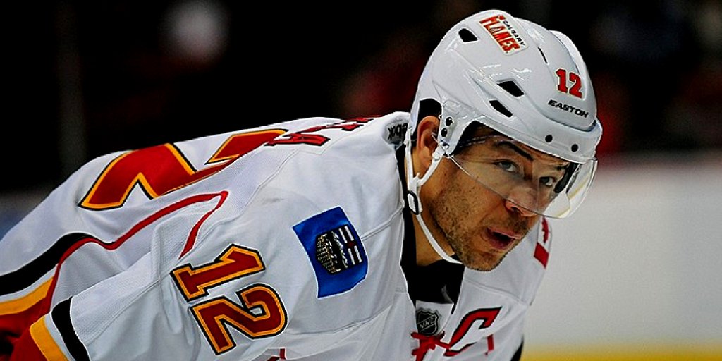 самый богатый хоккеист в мире. самый дорогой хоккеист. самый богатый хоккеист. самый богатый хоккеист. нхл эд жовановски.