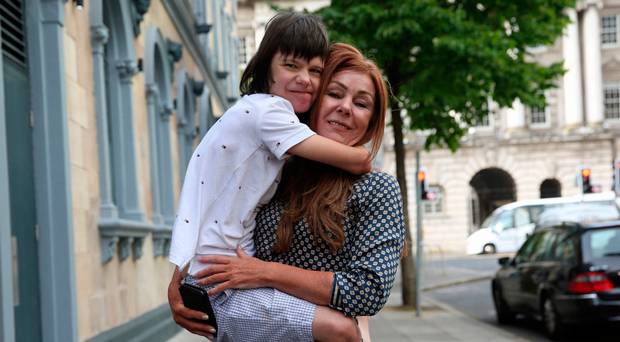 CLEARdrugpolicy's tweet photo. Billy Caldwell's mum reveals 'chaotic' medicinal #cannabis licence request. Every simple question gets a complicated and evasive answer. #EndOurPain #KeepBillyAlive https://t.co/akZ8pQmkF1 https://t.co/NtNs5DSbHv