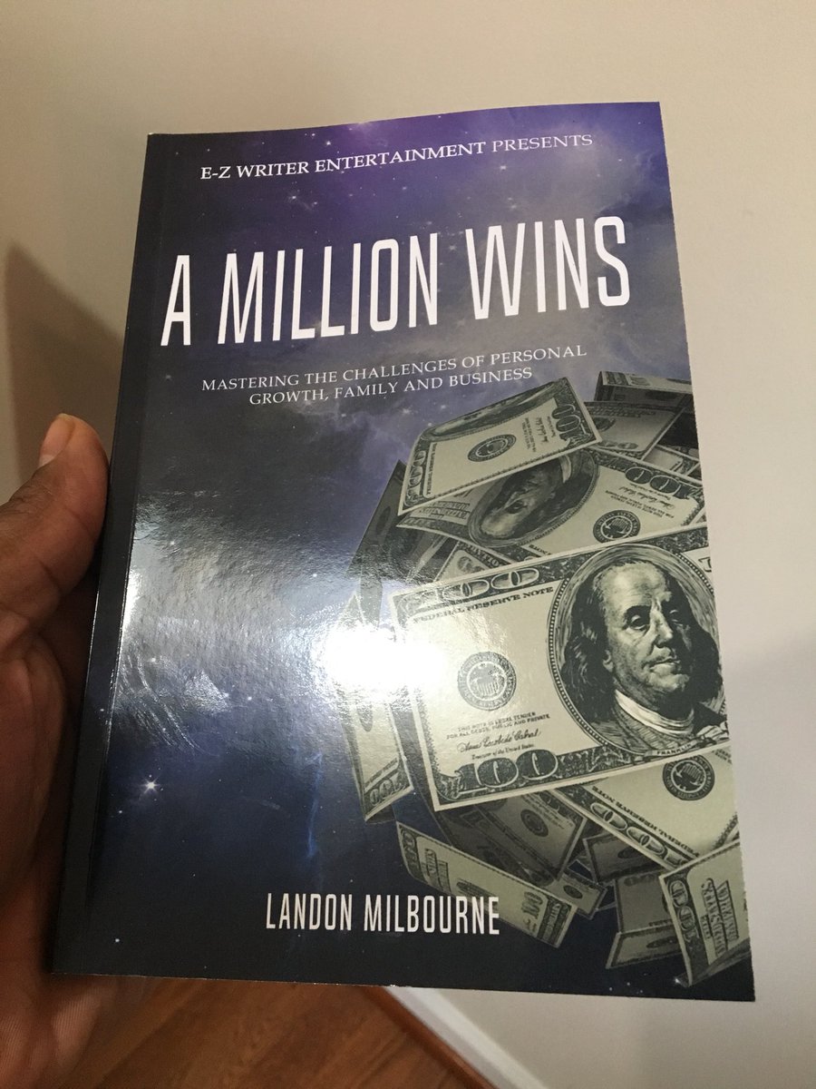 KeithBooth's tweet image. When one of your former student-athletes is doing it BIG it’s only right to show love &amp;amp; support. @BourneSolid I received my copy from Amazon yesterday. Read the entire book last night. Extremely proud of u and all that you’re doing! #FutureMogul #MustRead for all esp. #FuturePros