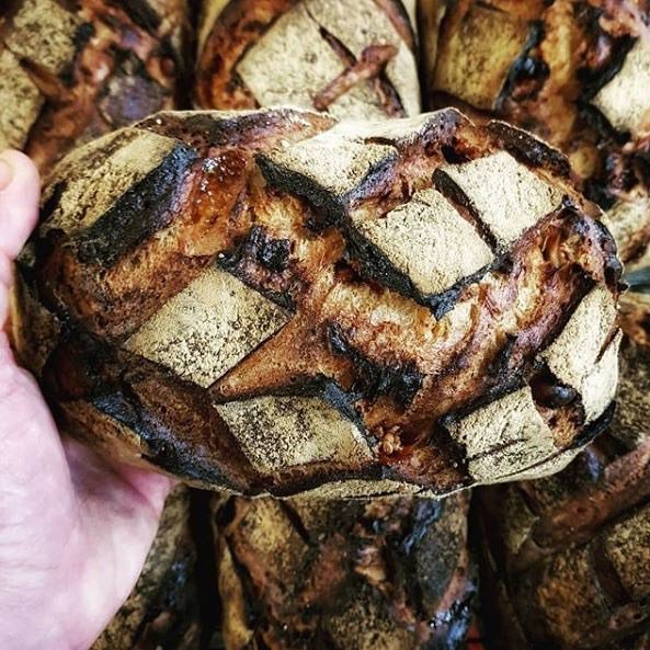 Pain aux coisettes caramelisées @boulangerieutopie in Paris - a rye sourdough made from organic stone-milled grain. Utopie are one of a new-wave of French bakeries that are using artisinal wheats and techniques to make small-batch low-gluten breads that … ift.tt/2uMcphe