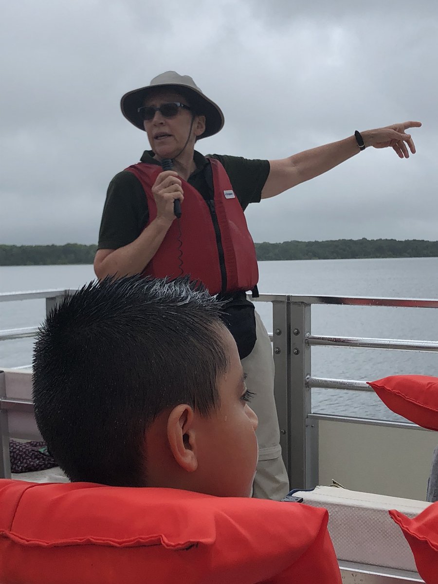 MsMarra213's tweet image. We didn’t let a little rain stop us from fun on our field trip!! We went on a rainy boat ride through the Manasquan Reservoir and saw a lot of different animals!! 🚤🌂#summercamp2018