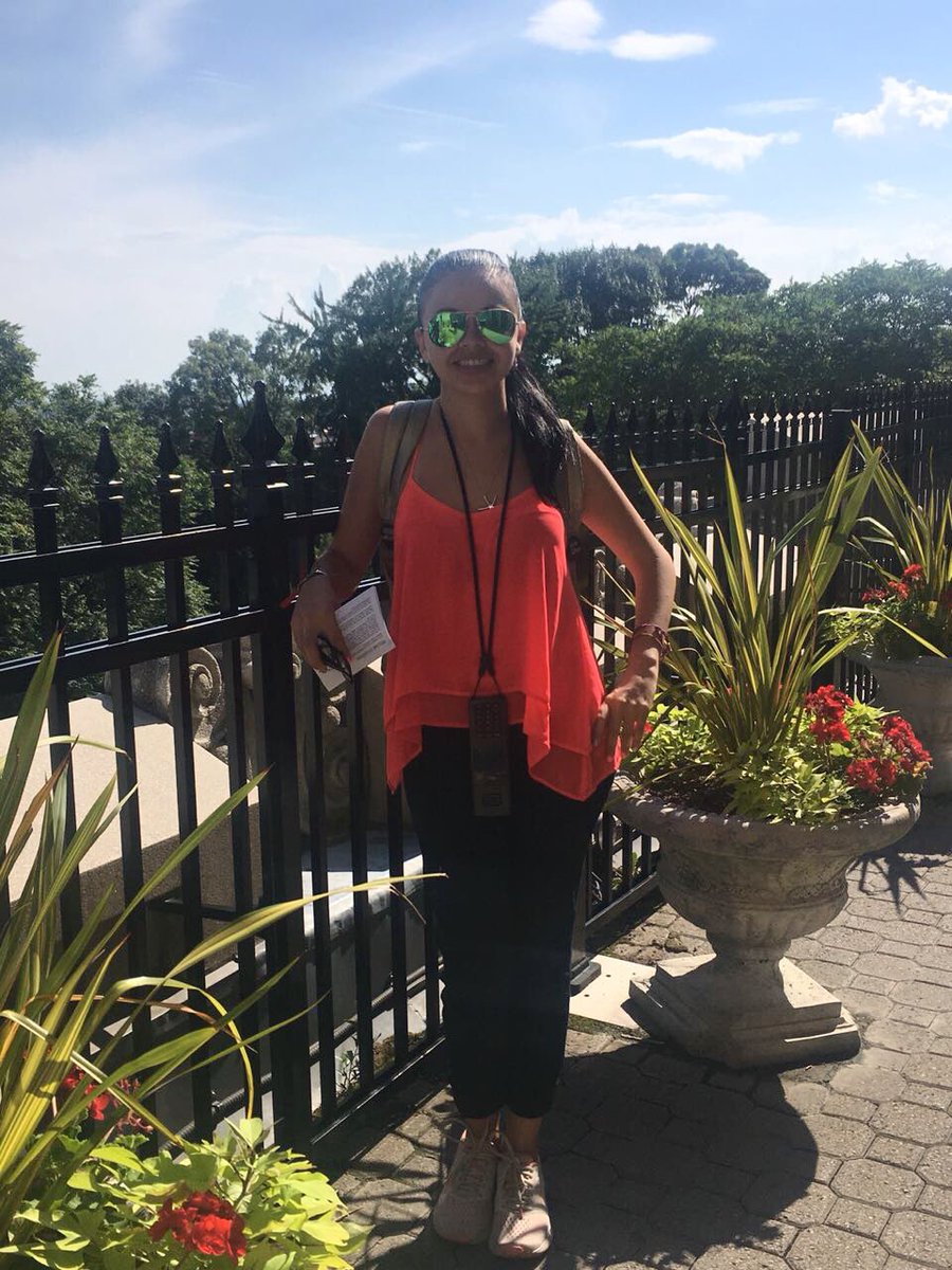FameUV's tweet photo. #CasaLoma #CanadaHistory #RealCastle #OnTheTop 😍🇨🇦❤️😱 https://t.co/QkPEhbpWL7