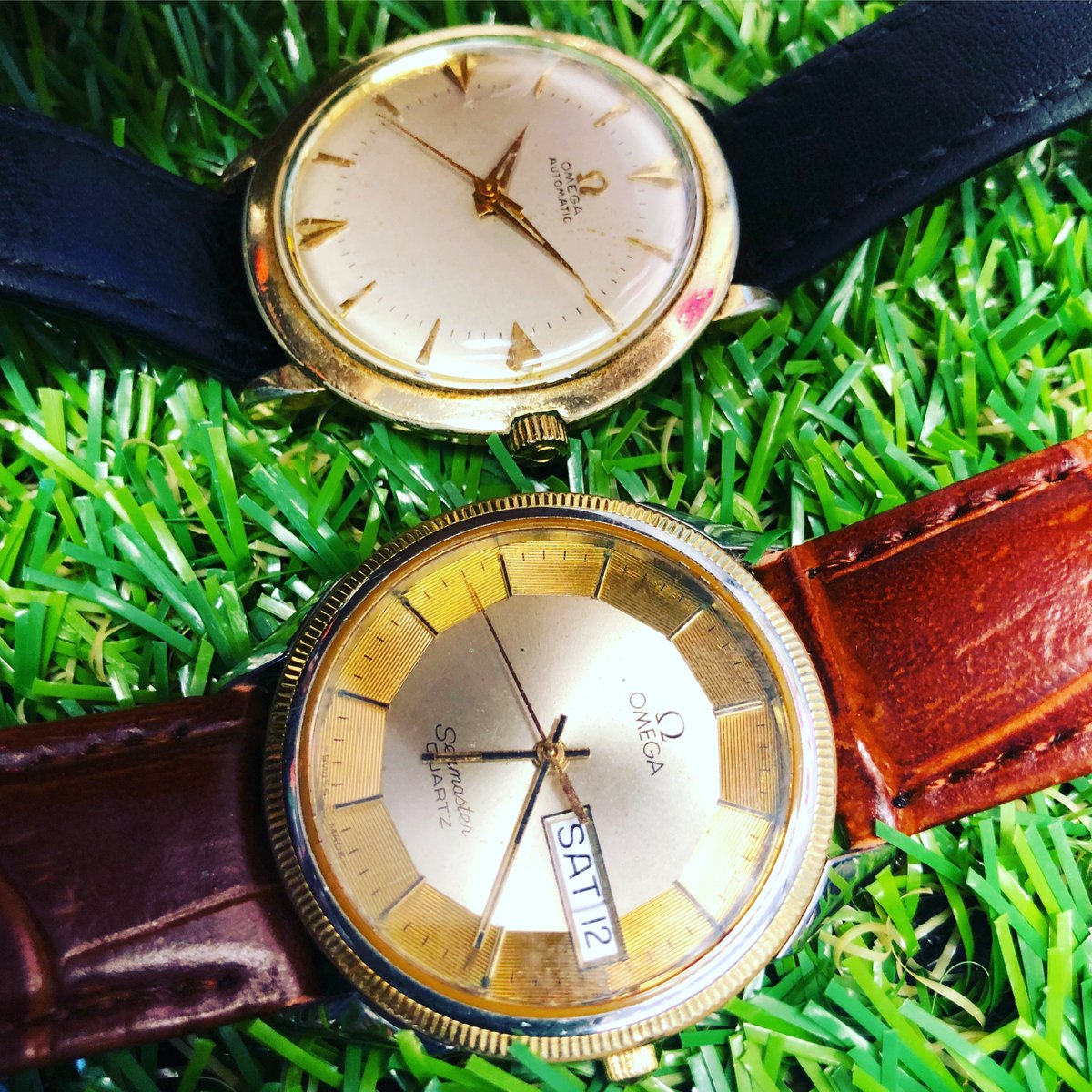WatchEnvy's tweet photo. #JustIn l👀k at these two #beautiful #vintage #Omega #watches. I feel a #projectwatch coming on. #retrowatches #daggerdial #daydatecal #seamaster #automatic #1950s #vintagewatches #watchenvy #watchoftheday #wristwatches #watchesofinstagram #thinkpawnthinkcanterburyjewellers https://t.co/Ro0xtipvc4