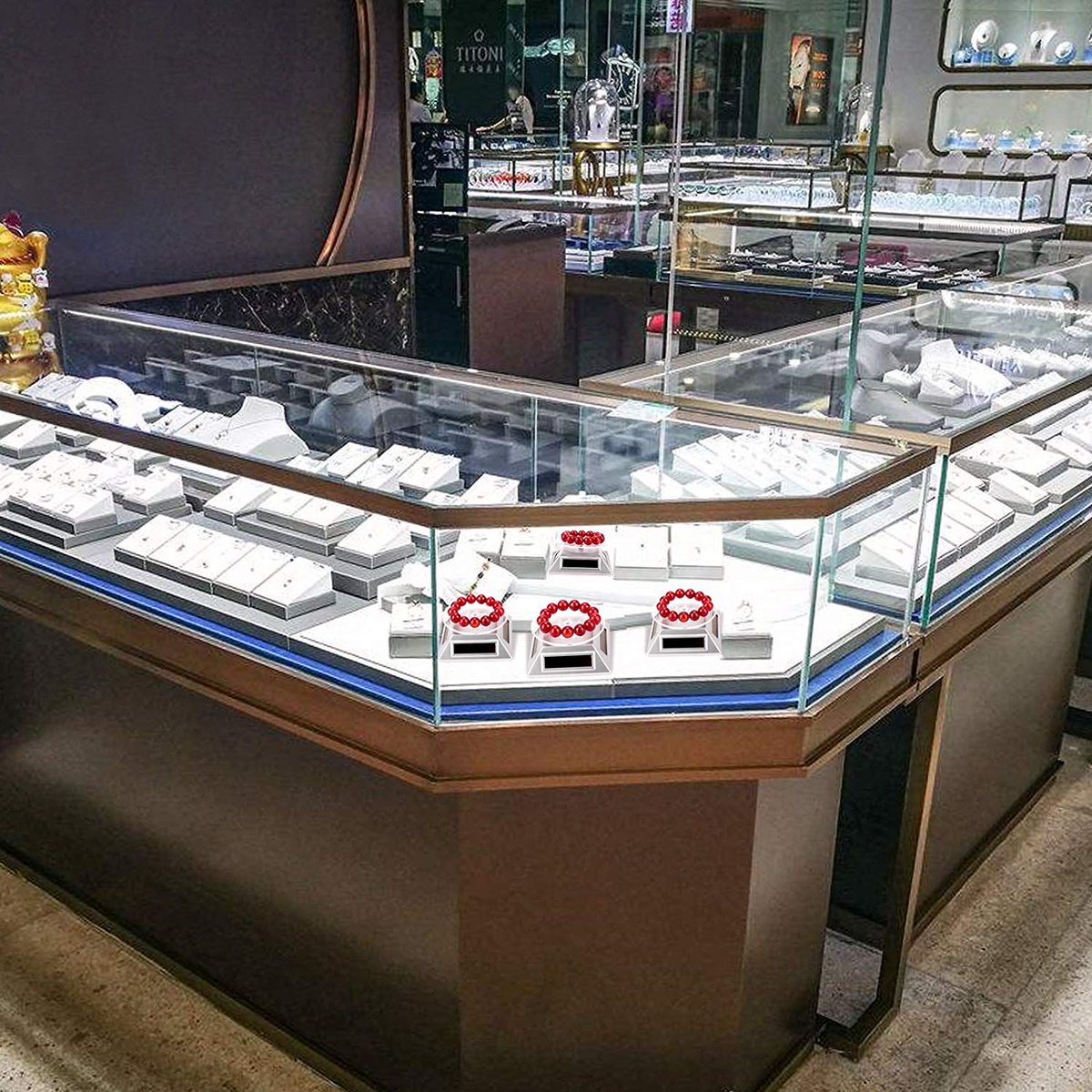 Leadleds__com's tweet photo. #leadleds double powered solar/battery display stand, check more https://t.co/ZgXCIIj4CD

#spinner #motorized #books #apple #iphone #ipad #business #showcase #shopping #moneysaving #stand #store https://t.co/V3wAmeb5dO
