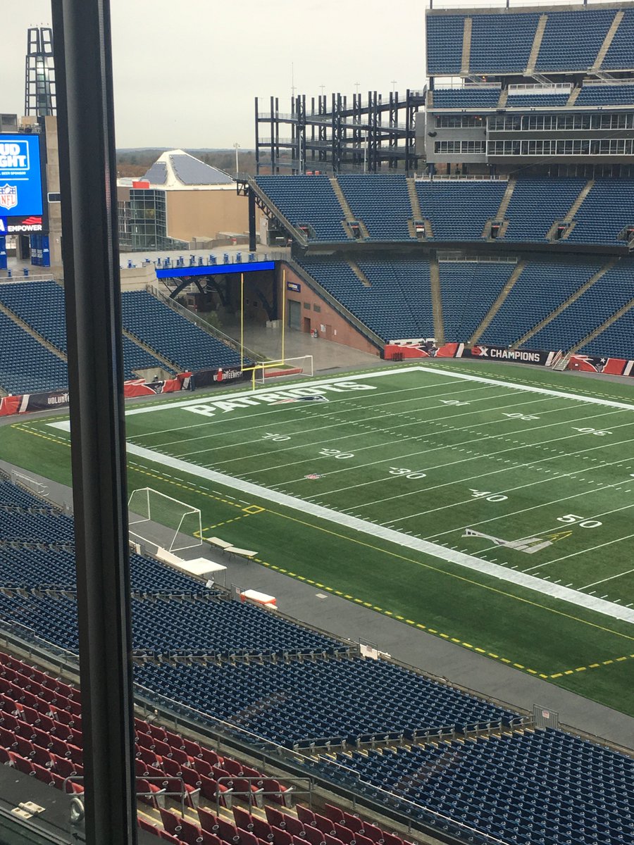 NewEnglandOAUG's tweet image. Let&apos;s get you into a Suite at Gillette Stadium! Submit an abstract to present at the annual meeting @NEJointOracleUG Collecting abstracts now through Aug 31. eventbrite.com/e/presentation…