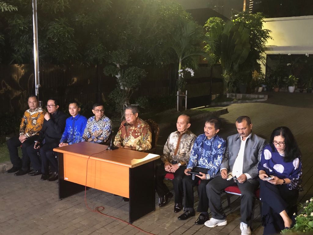 hincapandjaitan's tweet image. @PDemokrat ingin memastikan setiap komunikasi yg kami lakukan terhadap Semua tokoh bangsa adalah untuk kebaikan negeri ini ke depan. #DemokratSiap2019