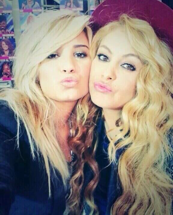 Todo mi amor y mucha luz mi querida <a href="/ddlovato/">Demi Lovato</a> 💕