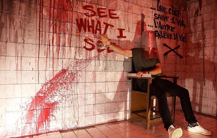 LesBatignolles's tweet photo. Vous n'êtes pas prêts pour l' #EscapeRoom "Game Over" (SAW) de @LeavinRoom interdit au moins de 15 ans...> https://t.co/sI1d6PgNiN #Batignolles #LesBatignolles #EscapeGame https://t.co/HkM2DPJUwc