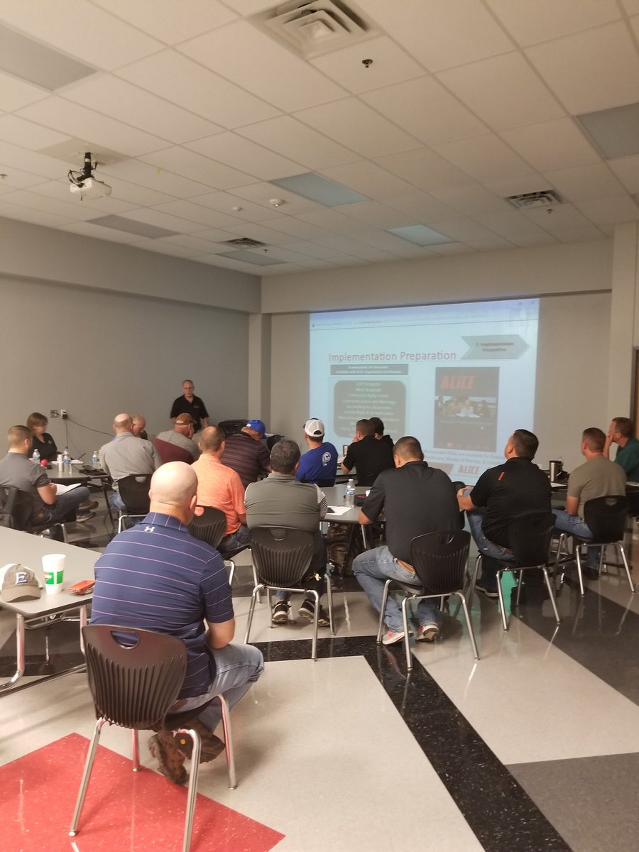 Clint Askins tweet media