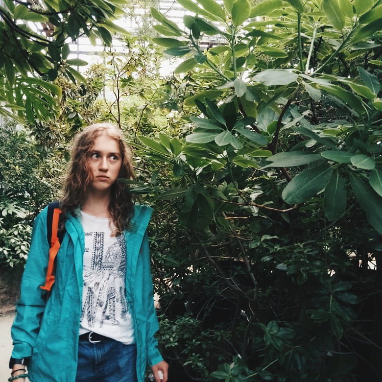 anibroot's tweet image. Удивляться и впитывать парной запах жизни