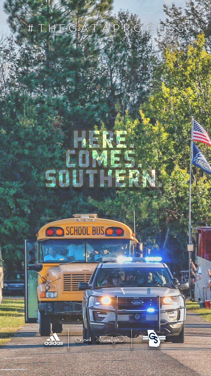 GATAProductions's tweet photo. Here Comes Southern 🦅

#WallpaperWednesday https://t.co/j7coTqG3We