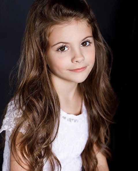 Bᴇʟʟᴇ Gᴏʟᴅ ☕ tweet media