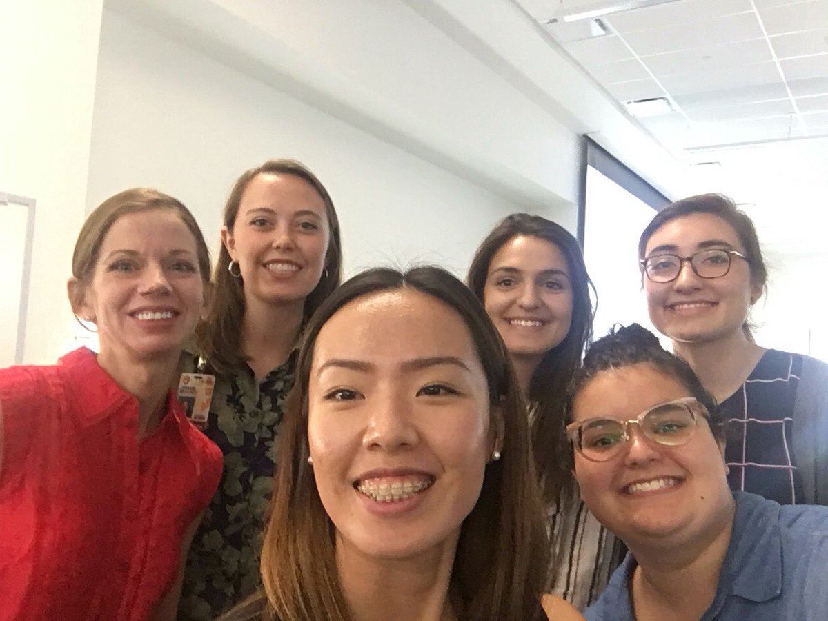 minyoungchung's tweet photo. Heart Throbs @CSOrientation Sadie Velásquez Co-Director of Clinical Skills #CSkillsPictures https://t.co/cqAqdXJ0mb