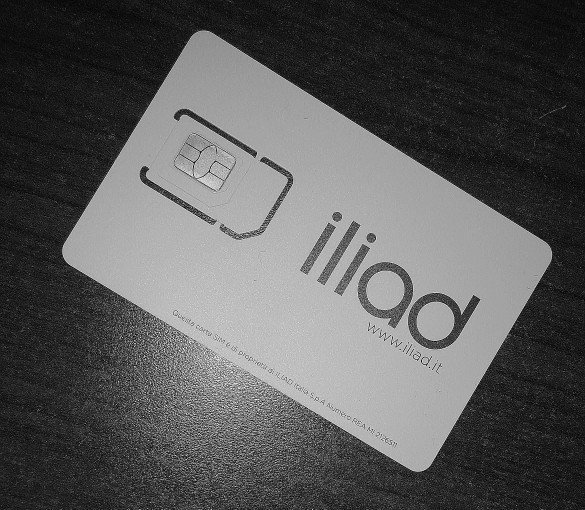 JanielsDack's tweet photo. Per guadagnare (altri) 2 euro al mese ne avete appena persi 8. Fate il conto per tutti quelli che come me passeranno ad #iliad. Bellapevvoi #vodafone https://t.co/0y0oHBzarM