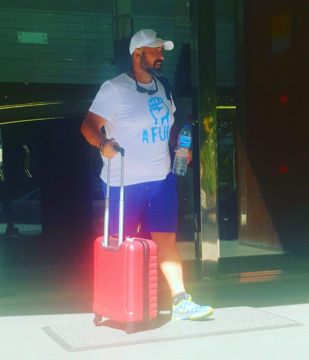 antonishgc's tweet photo. Se acabΓ³ lo bueno , maΓ±ana empieza algo mejor !!!!
Estoy afull βββββ.
π€ππ€ = wow
#afull #estoyafull #afullradio #wow #toniseco #las #barreras #las #pone #tu #mente #asi #superlas #depende #de #ti #preparaciΓ³n #para #media #maratΓ³n #castuera #badajoz #extremadura #espaΓ±a https://t.co/bKysolOszO