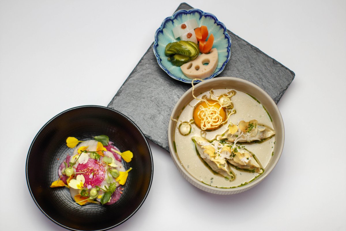 bonsaibardublin's tweet photo. Japanese- inspired Bonsai Bento Supper.
#bonsaibento #bonsaibar #bardublin #japanesefood #bentosupper #barfood #bonsaisnacks #japanesepubfood #twistedauthentic #izakaya #japaninspired https://t.co/mUB6Bp5V0X