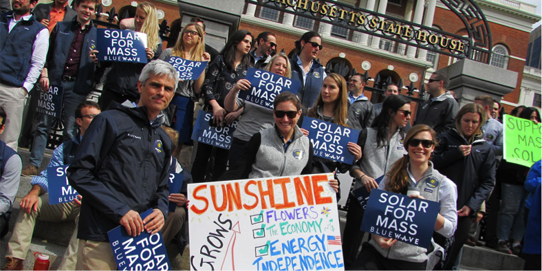 SolarAccess's tweet photo. Thousands of MA residents say now is the time for state leaders to #SaveSolarJobs before time runs out. @SpeakerDeLeo @tomtipagolden please help make MA the #solar leader they should be! #ScraptheCaps #MaPoi https://t.co/eclBVKJOjr https://t.co/5v9olBaP2I
