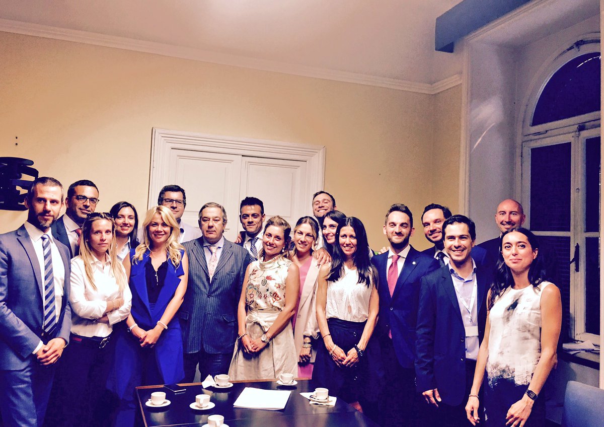 La #diplomaziaeconomica è un sostegno fondamentale per le imprese che vogliono affermarsi nei mercati globali. Aspettando il #G20YEA18, incontriamo il nostro Ambasciatore <a href="/beppemanzo/">Giuseppe Manzo</a> e l’Amb. Argentino Tomas Ferrari per approfondire le relazioni bilaterali tra Italia e Argentina