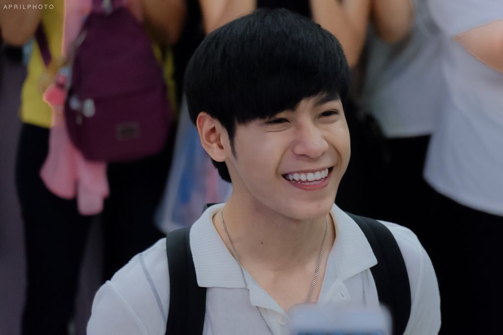 APRILPHOTO8's tweet photo. บุญรักษานะคะ

@stjinx_maya #SingtoPrachaya #สมุนจ้าวป่า #OISHISUMMERTRIP2018 https://t.co/caXBtgfbcD