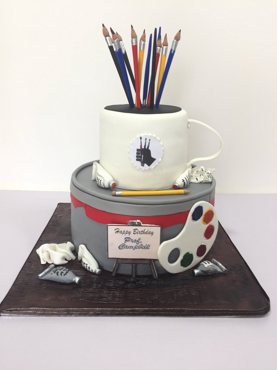 bazaar_cake tweet picture