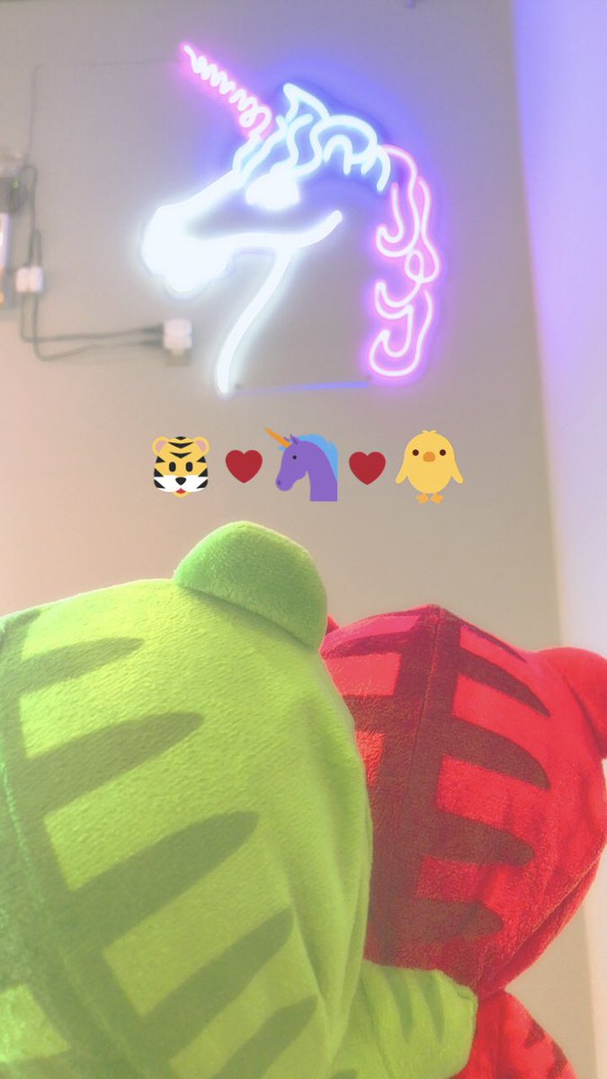 suuy61's tweet photo. @BTS15461948 @uruhiko_kpop 
@GUCCHIM1 @GUCTAE1 
ご報告が遅くなりました😭
とっても可愛いです❣️
本当にありがとうございました☺️💕
大事にします😌💓💓 https://t.co/9Ye6vI9bAW