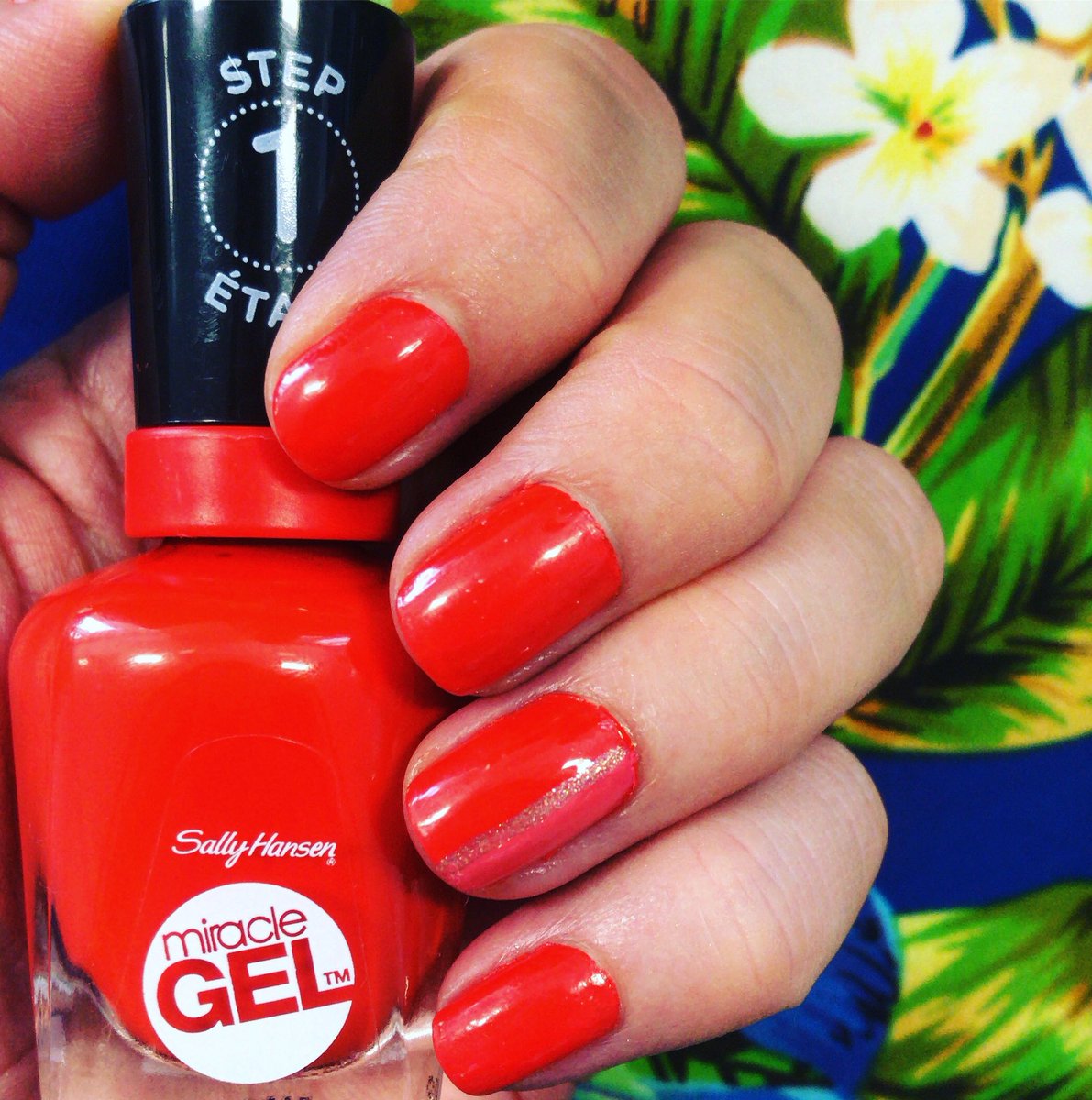 Sally Hansen tweet media