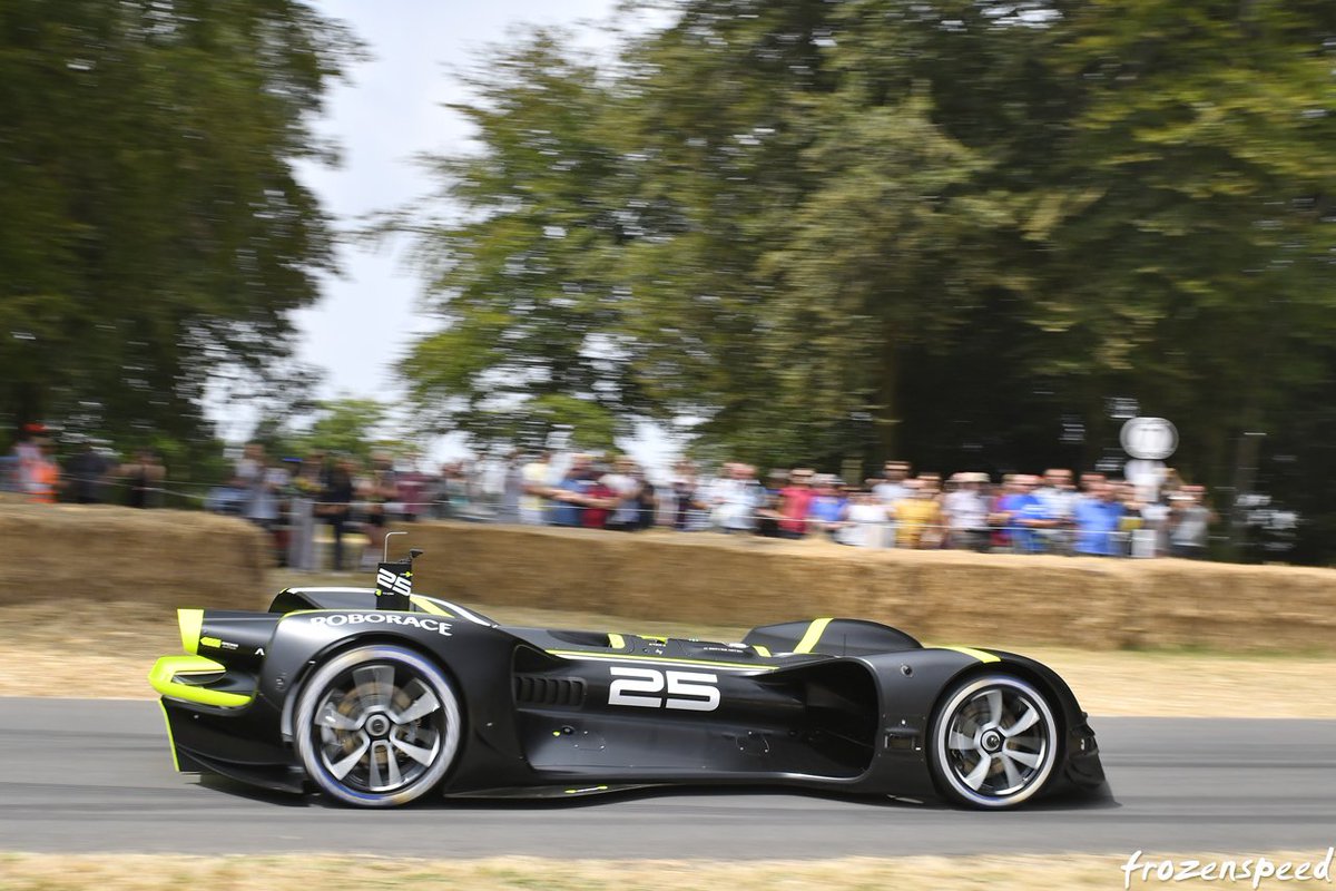 Frozenspeed's tweet image. I come in peace. #FoS #Roborace