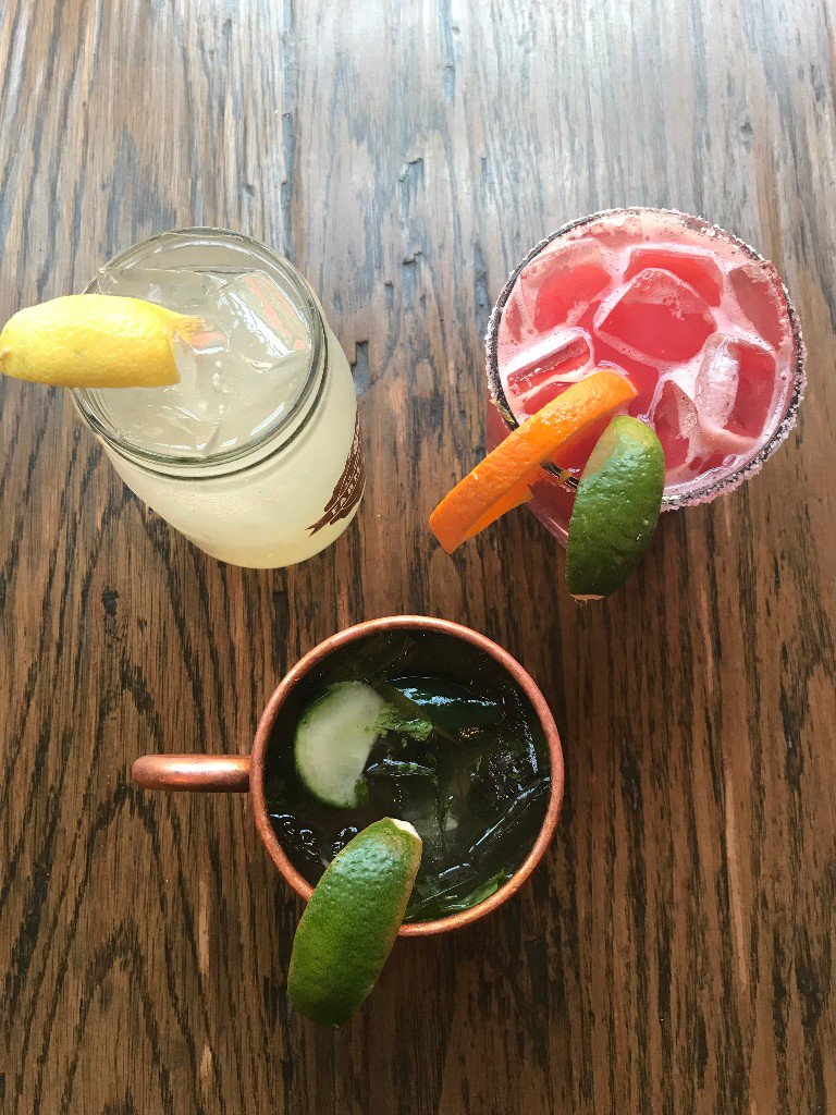 It's almost the weekend! Don't forget about our $2 Oysters and &amp; $6 Gruet or Mimosas for brunch. And, we're opening at 8:30a on Sunday for the World Cup Final!  #summerinsantafe #howtosantafe #oysters #champagne #brunch #mimosas #simplysantafe #summerbrunch #riochama