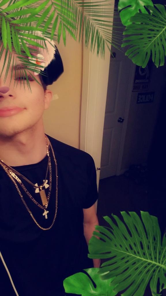 kingvchappy's tweet photo. Chaingang, sanantonio and corpus christi this week #esketit https://t.co/UDtsf3oKaX