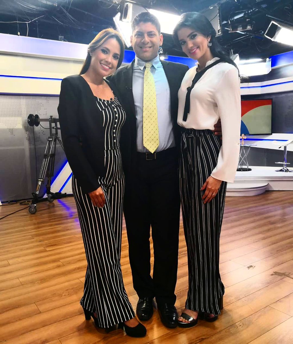 NexPanama's tweet photo. Este trío está listo con @nexnoticias #EdicionMD 🎥 @joseriosm @lupecastillero9 @katydolande #NexSomosTodos https://t.co/1Uz4TZieX0