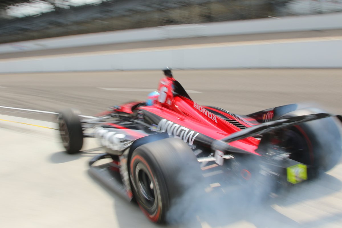 IMS's tweet photo. That #FridayFeeling 💨💨💨
CC: @robertwickens
#IMS | #Indy500 | #INDYCA https://t.co/LBsofSlK4i