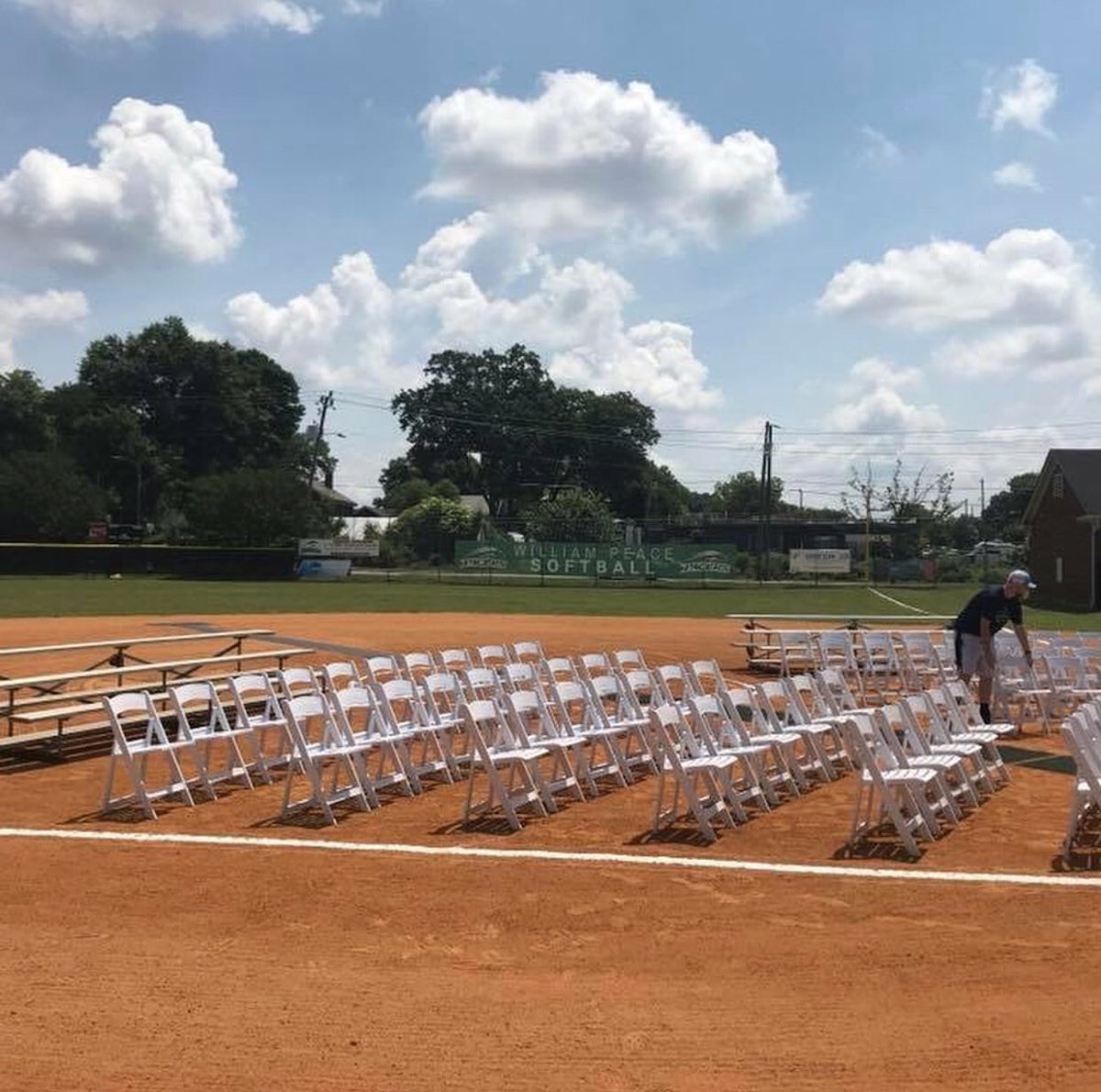 BaseballBros's tweet photo. Imagine this wedding 😍 https://t.co/38Az6dmtzB