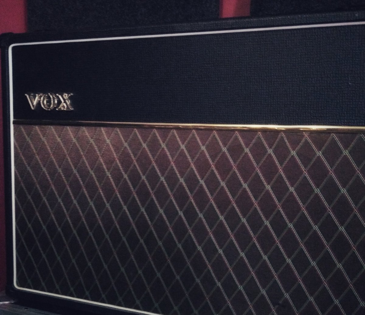 stampidarecords's tweet photo. Vox AC30C2 otro de nuestros clásicos https://t.co/JSiXo6IhrG