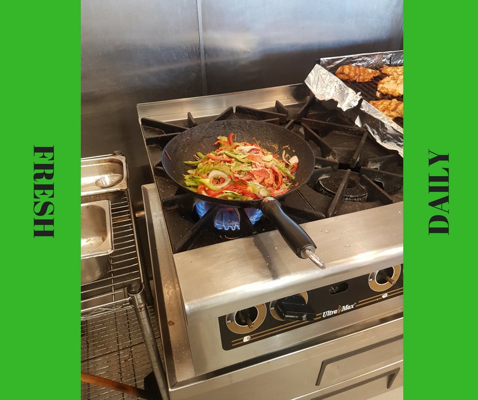 MBurrtio's tweet photo. IT’S REAL FOOD MADE BY HAND, RIGHT IN FRONT OF YOU.
INCLUDING ALL-NATURAL SALSAS MADE WITH 100%REAL AND FRESH INGREDIENTS AND TRADITIONAL FIRE-ROASTED COOKING TECHNIQUES. AND OUR GUACAMOLE MADE OR PREPARED FRESH WITH MUCHO LOVE ON-SITE DAILY. https://t.co/5jYYg0govO