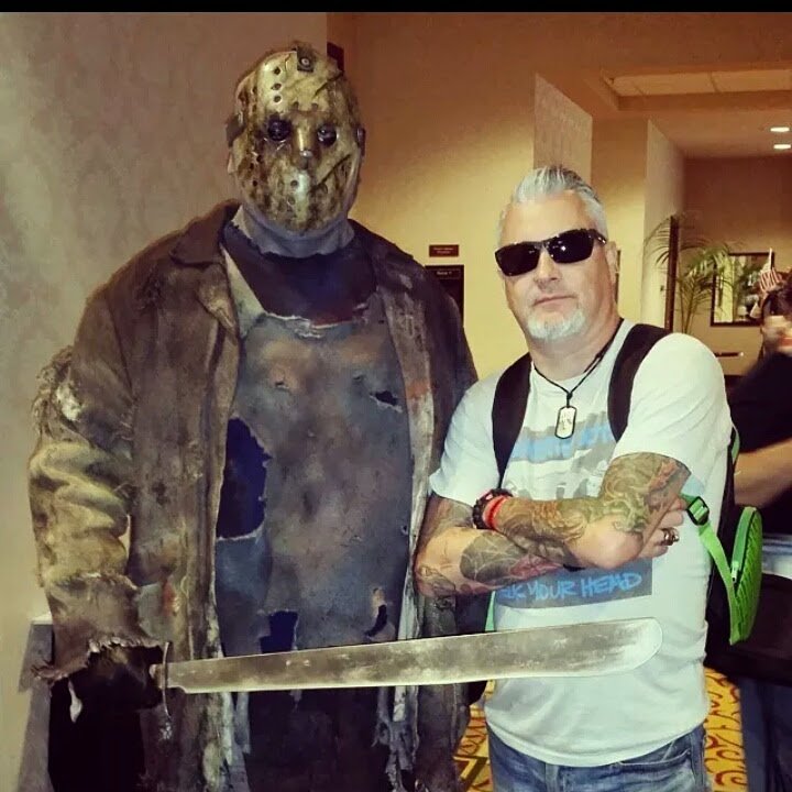 KevinOhanian's tweet photo. Happy Friday The 13th!! #13 #spooky #coolkids #bigassmachete #horrorhound #beastieboys https://t.co/sD6hxXNYiU