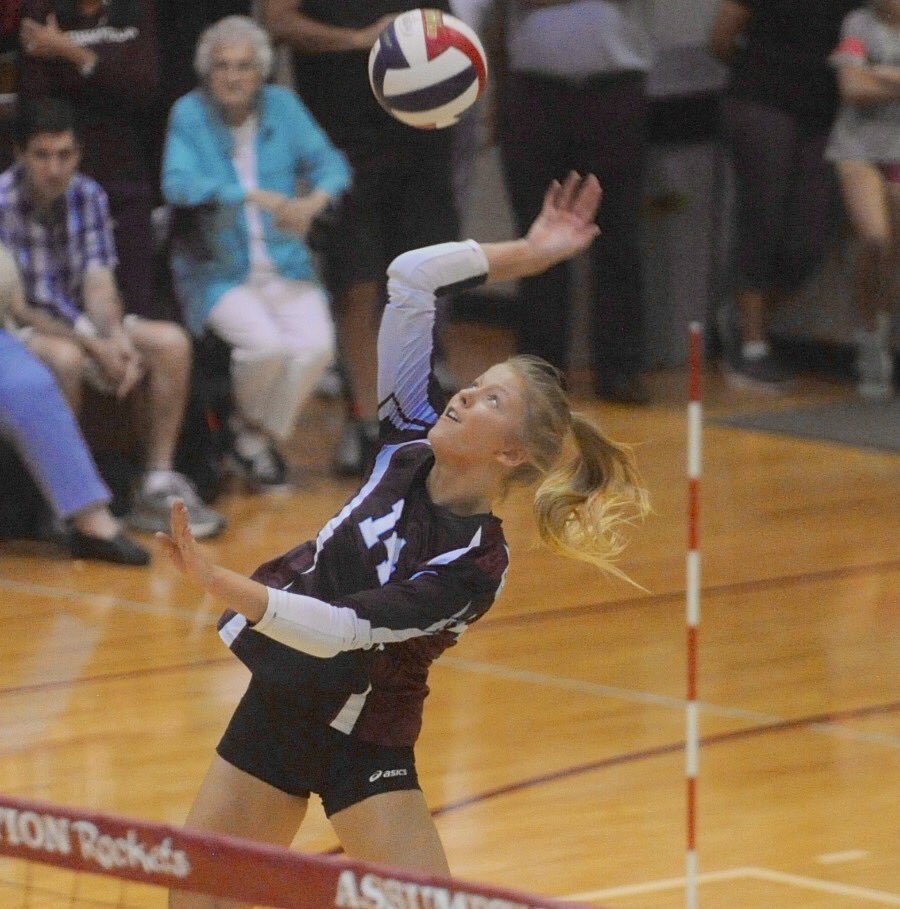 LouCathSports's tweet photo. Assumption volleyball star Anna DeBeer is the subject of this week's Campbellsville University- Louisville 20 Questions feature. https://t.co/TBvA2QcYE7 https://t.co/NhyAWhtCIO