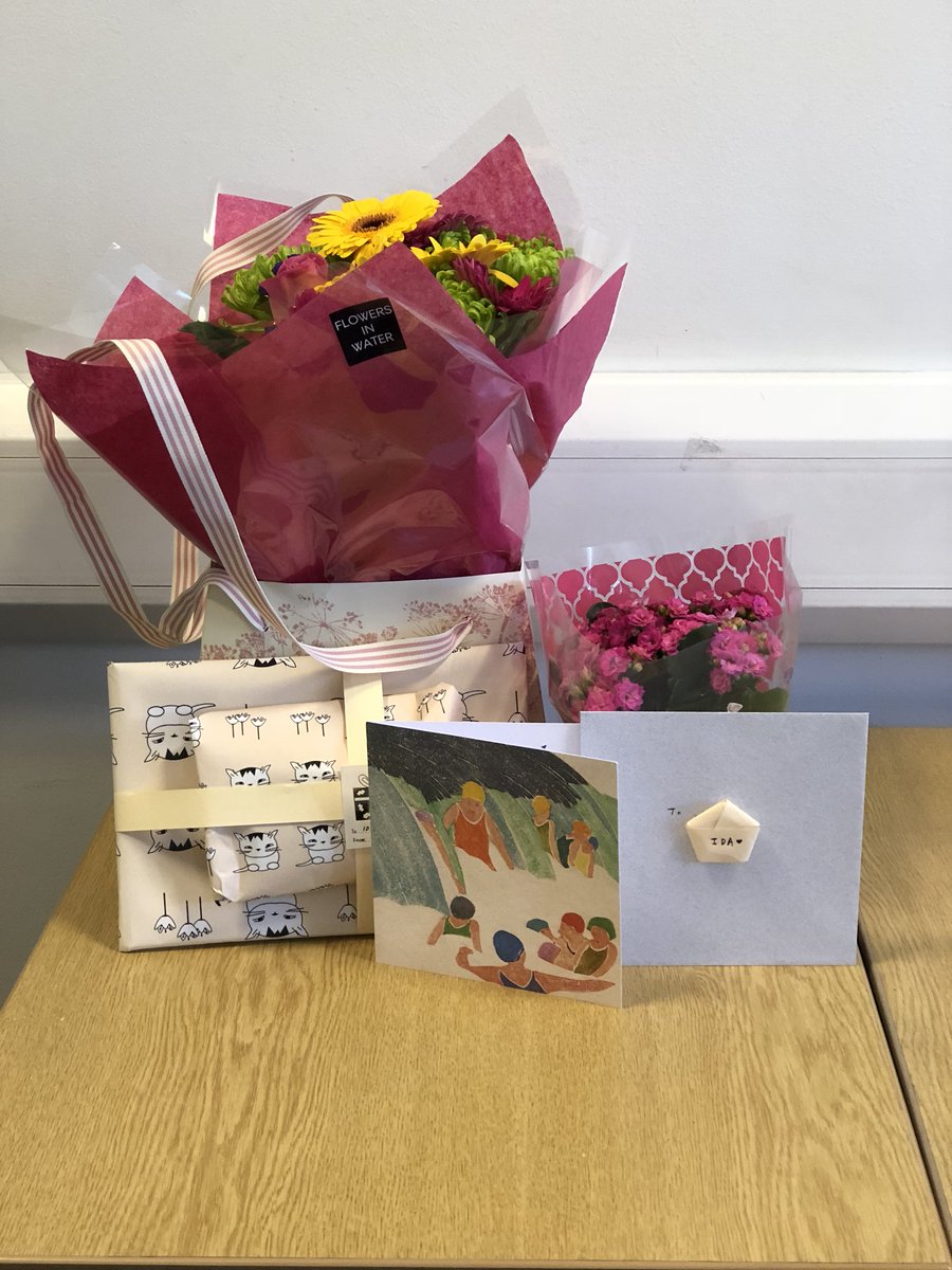 idakwaneducator's tweet photo. My final week - Graduation @ RFH, hearty farewell @ office https://t.co/hOwneiFQa7