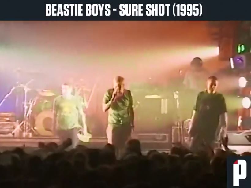 poster90s's tweet photo. ¡Qué manera de prenderse el público! ¡Aguante Beastie Boys!
https://t.co/3mlbH8ysKF https://t.co/IIFnMrAEKt