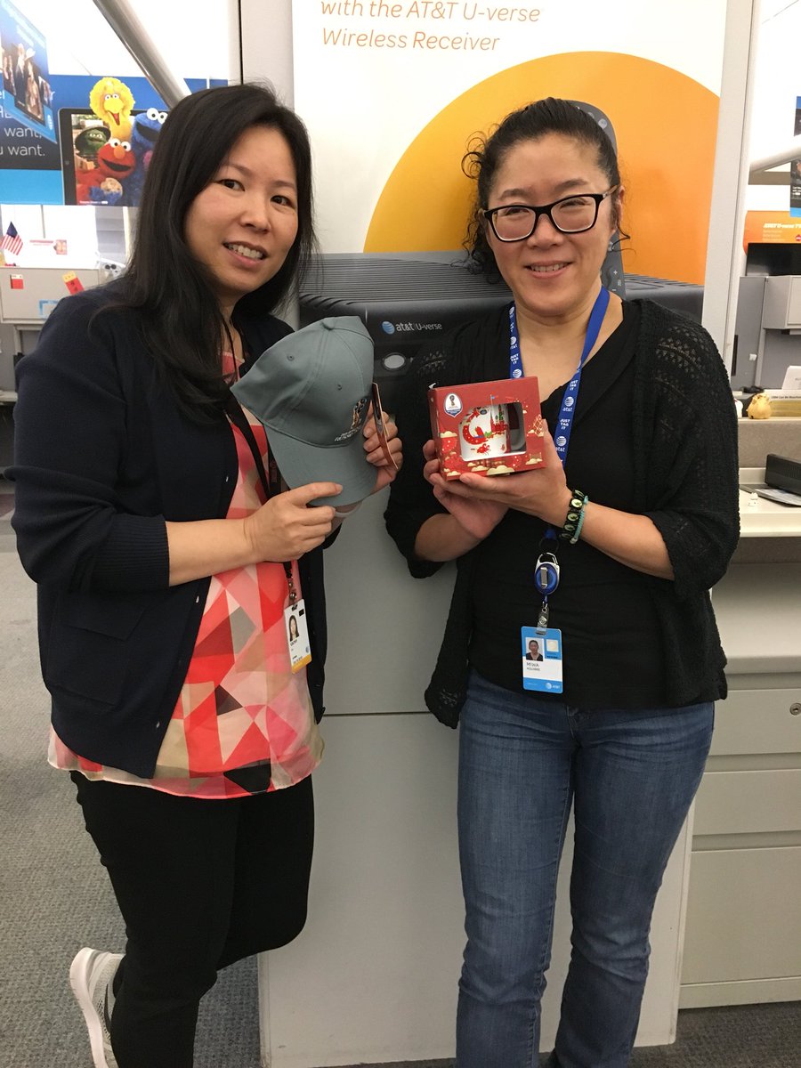 wy2748's tweet photo. Congratulations to FIFA Stars! Sold the most video and win prizes @johnny_soliz @anthonyetuggle @att_bayarea https://t.co/TEqjaiwCRm