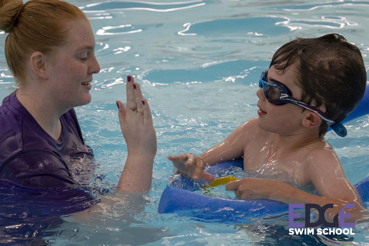 OfficialEdge1's tweet photo. Edge Swim School - Summer holiday intensive swim courses 2018. The perfect way to introduce non-swimmers to the water, or for swimmers to improve their current ability. #SwimmingLessons @clubhubuk #Surrey 
https://t.co/uvXP96JgzK https://t.co/QmkffSQ6IV
