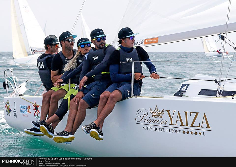 ¡Lo ha vuelto a hacer! 

@raycotabares a la caña del “Hotel Princesa Yaiza” hace de nuevo historia en la vela internacional al alzarse con su quinto título mundial de J80. 
¡Enhorabuena!

Más info 👉 bit.ly/2zCcoRV