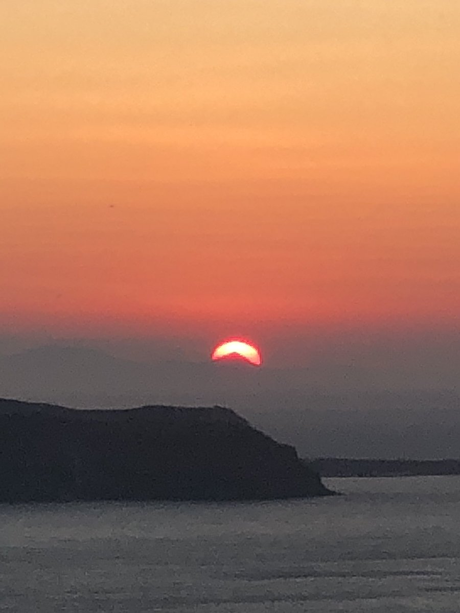 AndySW9's tweet image. Santorini sunset 🌅