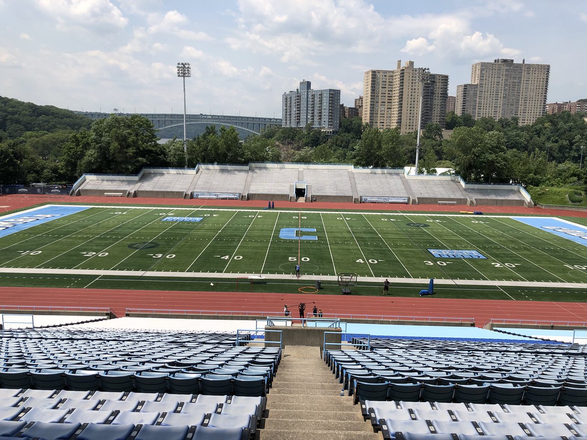 BarstoolBigCat's tweet photo. View from the office https://t.co/7lXrXIVb1B