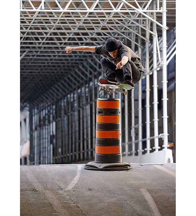 FilmbotGrip's tweet photo. @leeyankou proper sprack in Toronto 📷 @jivcoff #filmbot https://t.co/pinYdThUD3