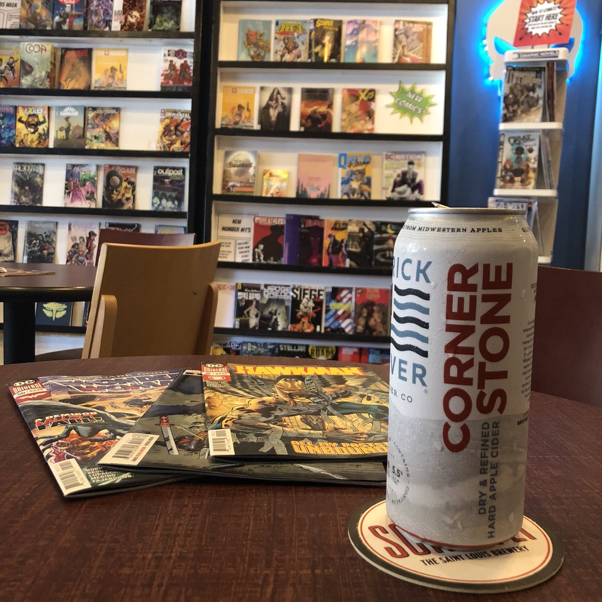 Apotheosis Comics & Lounge tweet media