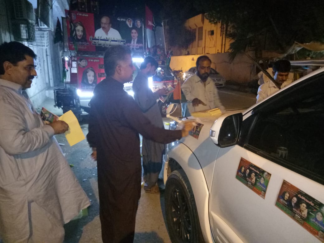 NadirAliNadir_'s tweet photo. @LiaquatShahani_  Gen Sec PPP Cultural Wing Sindh doing Campaign of @BBhuttoZardari  N.A 200 &amp; @FaryalTalpurPk PS .10 @KhuhroNida PS 11 larkana  with @qadir_saba @AshfaqueMemon_ https://t.co/Dk1FGCZ7cv