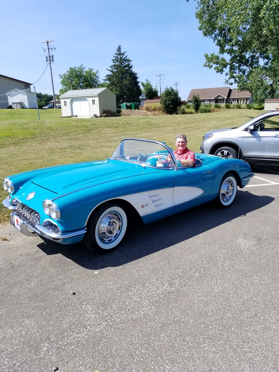 FerrieMike's tweet photo. 1960 # both https://t.co/WH47tyorEX